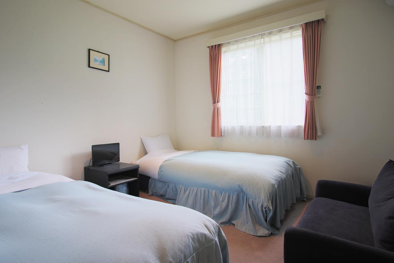 Mt Fuji B&B Pension Le Lagon Yamanakako Bagian luar foto