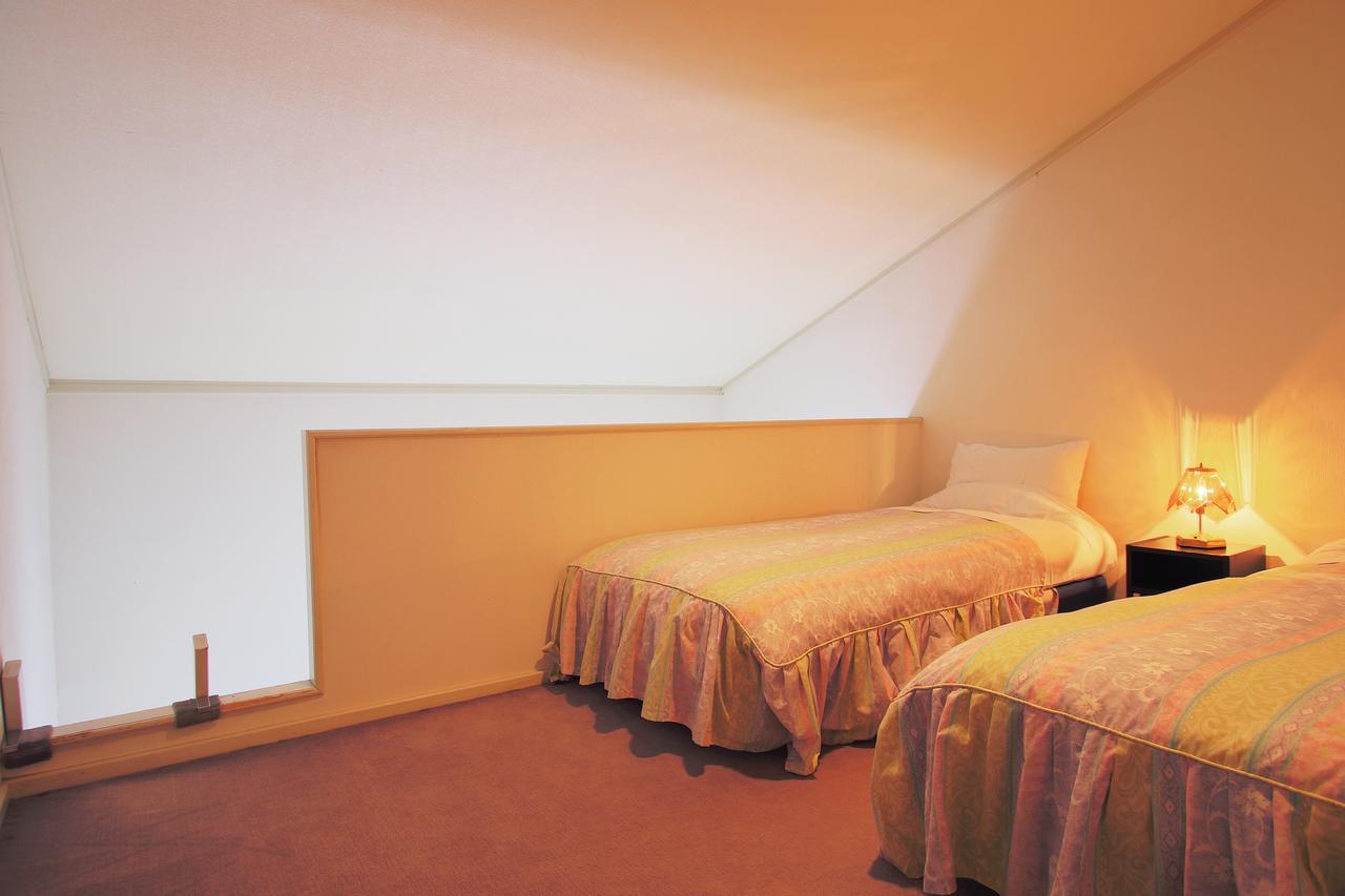 Mt Fuji B&B Pension Le Lagon Yamanakako Bagian luar foto